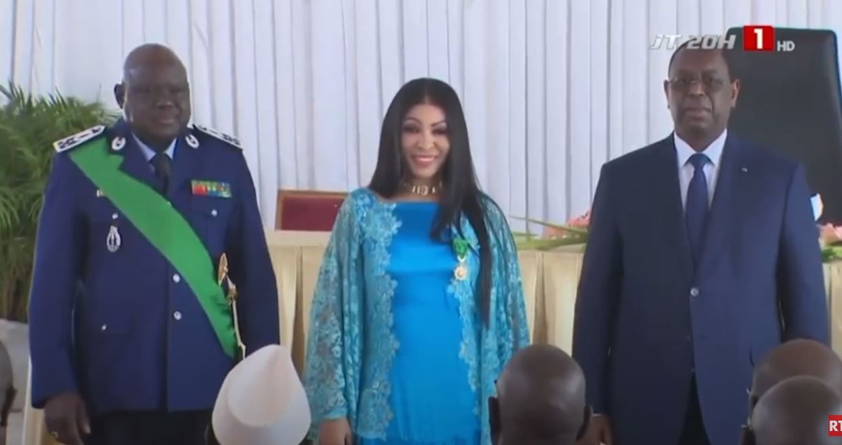 Viviane Chidid élevée au grade d’Officier de l’ordre National du Lion (vidéo)