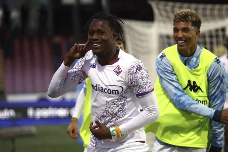 Christian Kouamé marque et propulse la Fiorentina vers une victoire 2-0 contre Salernitana en Italie