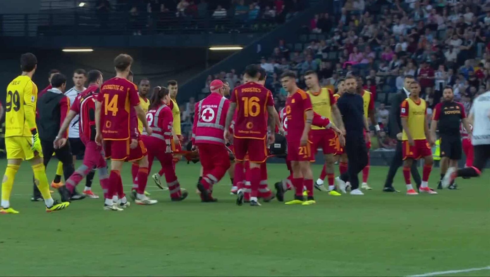 Evan Ndicka de retour sur le terrain après son malaise, affrontera Naples en Serie A ce dimanche