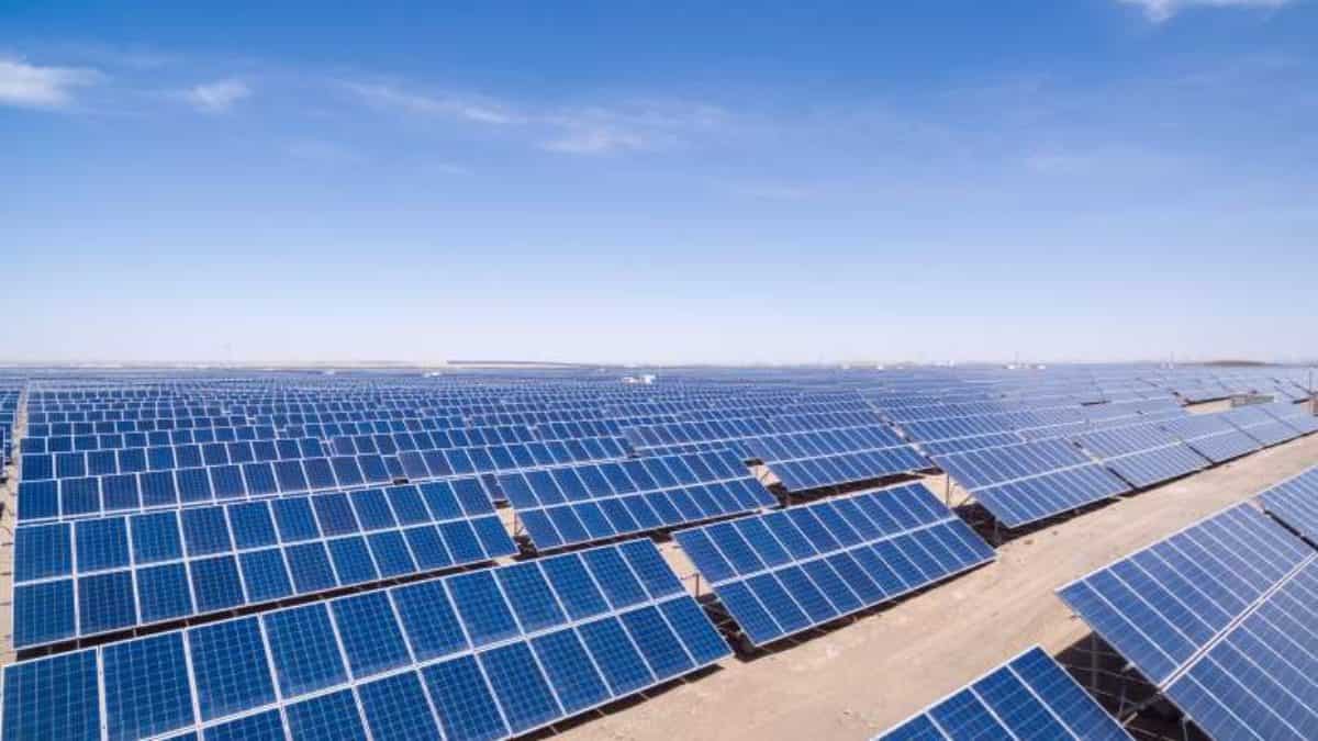La Côte d’Ivoire s’arme de 12 nouvelles centrales solaires pour révolutionner son énergie