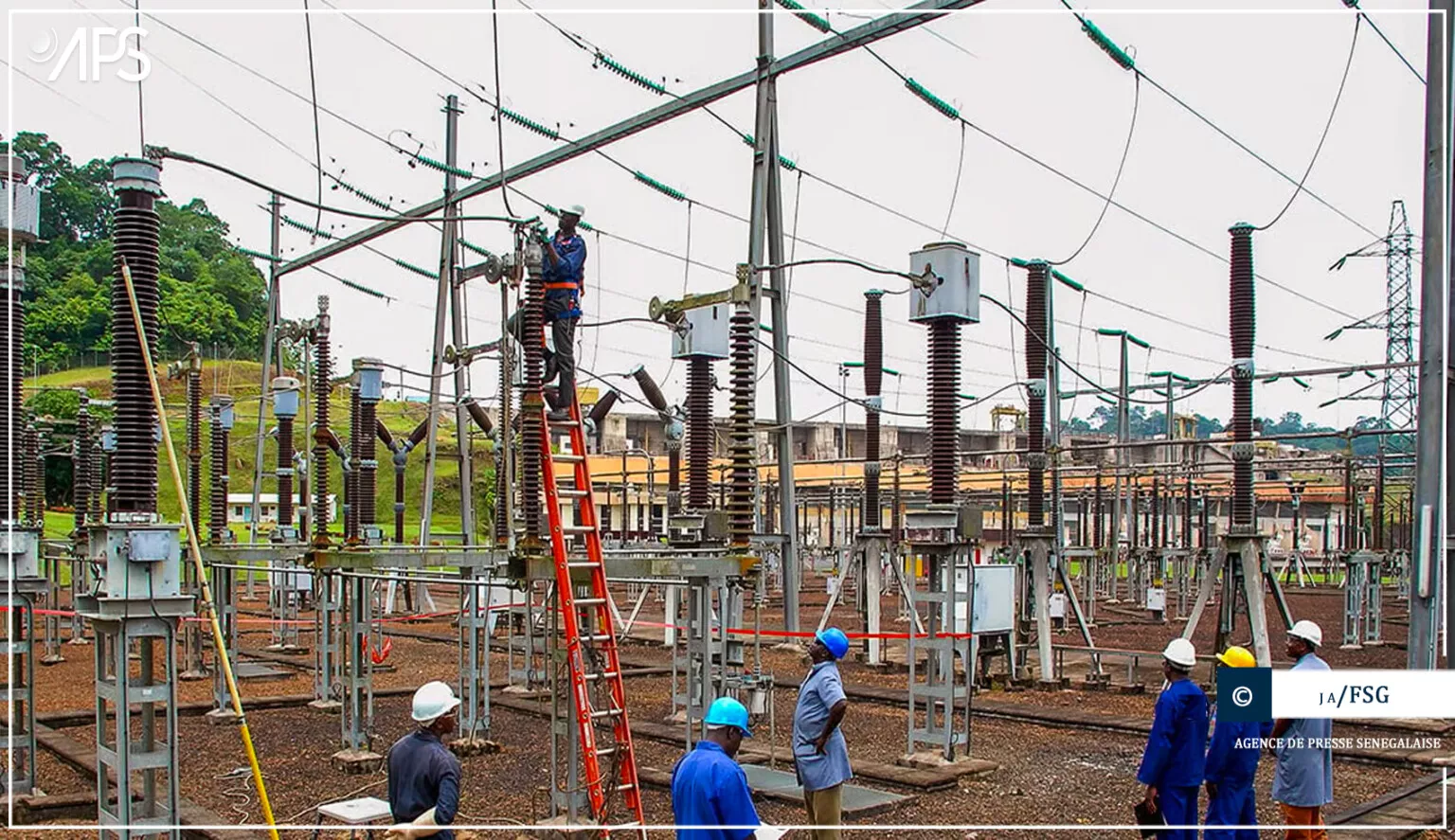 La Senelec achève la connexion de la nouvelle ligne à haute tension entre Touba 1 et Touba 2