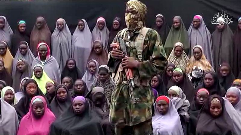 Les filles de Chibok, une décennie après : le long chemin vers l’oubli