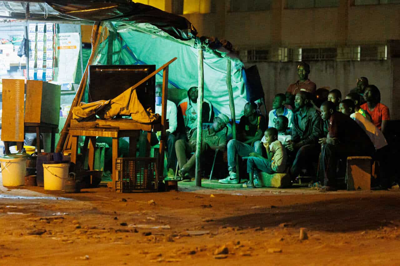 Lumières sur l’Avenir : 300 Millions d’Africains Bientôt Connectés au Réseau Électrique