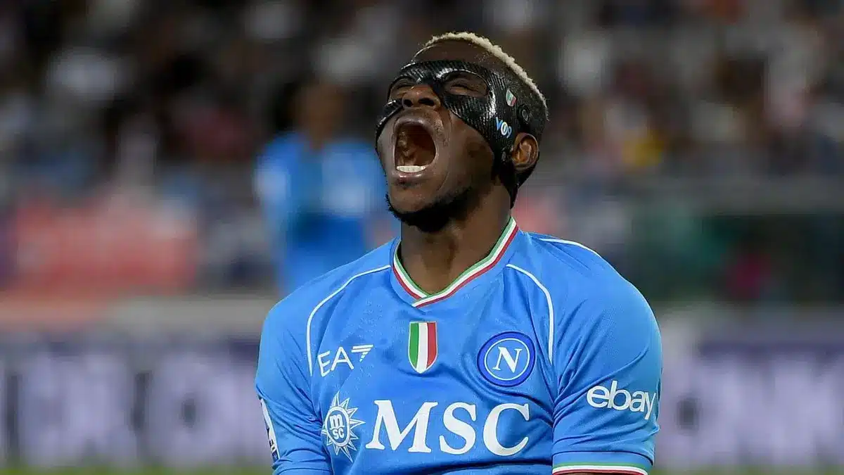 Naples subit une défaite critique contre Empoli et s’éloigne des qualifications pour la Ligue des Champions