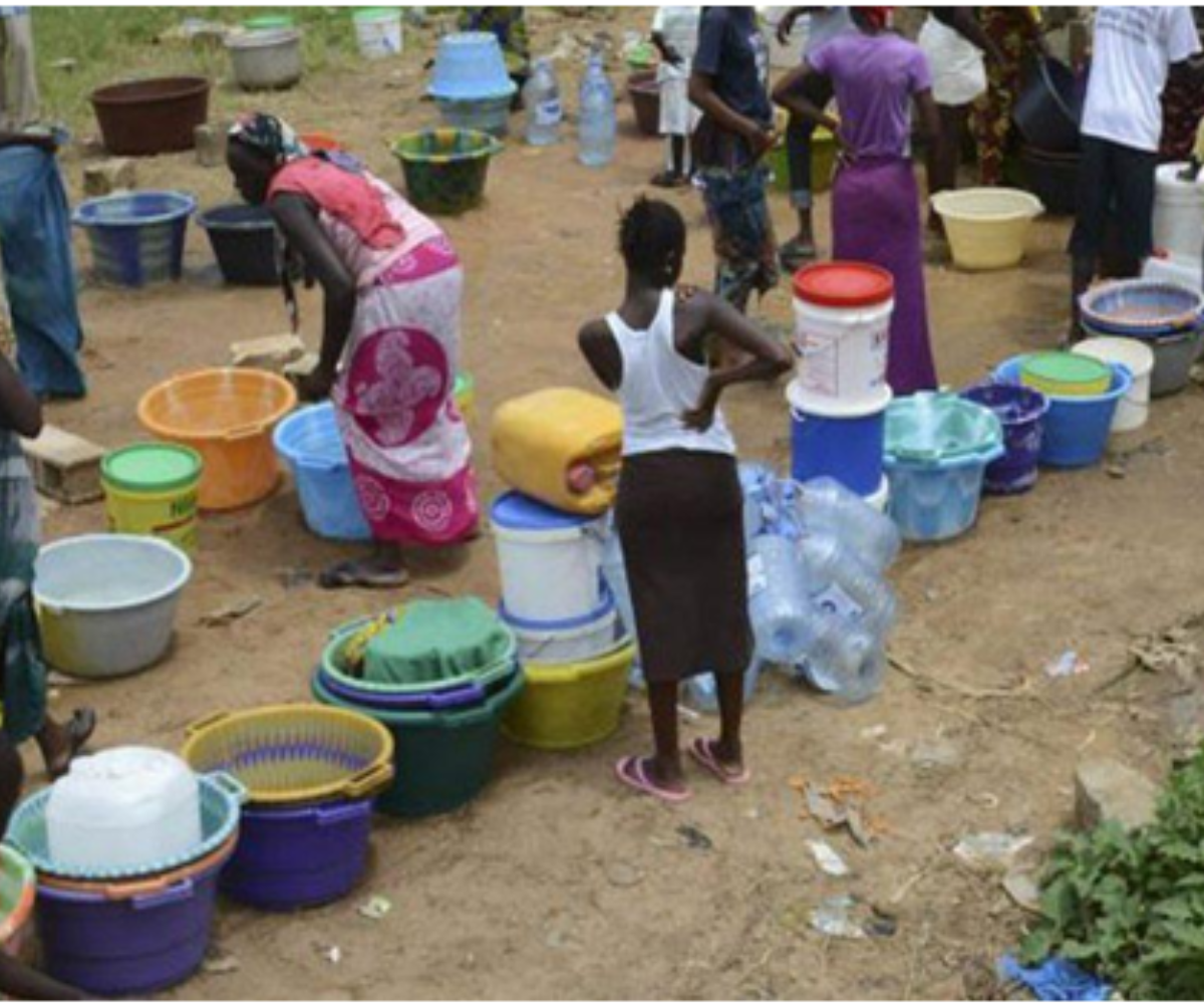 Pénurie d’eau à Tivaouane : Les habitants et commerçants face au défi de la canicule