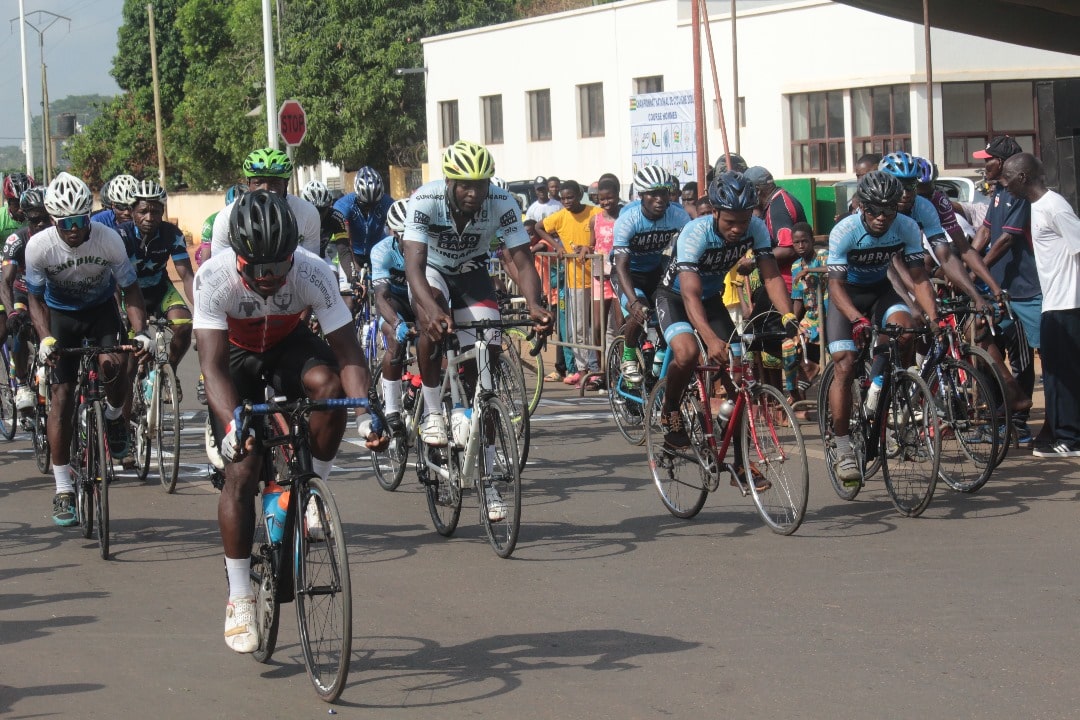 Photo: Dedema Panawe triomphe au championnat de cyclisme du Togo 2024