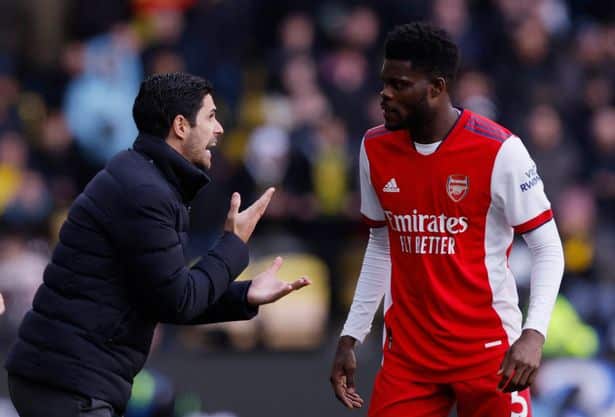 Retour triomphal de Thomas Partey lors du derby contre Tottenham, souligné par Mikel Arteta