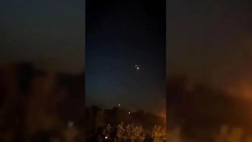 Tensions montent : Israël frappe l’Iran en réponse aux attaques de drones