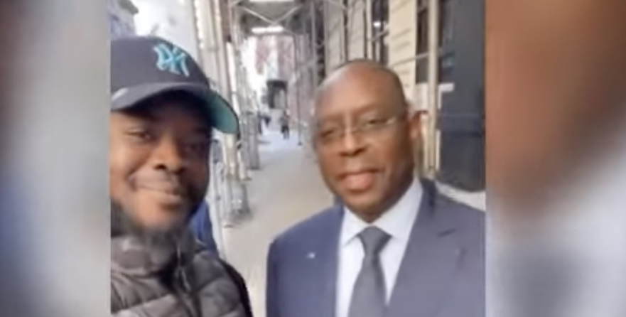 Quand l'ex-président Macky Sall croise des Sénégalais dans les rues de New York, découvrez l'échange (Vidéo)