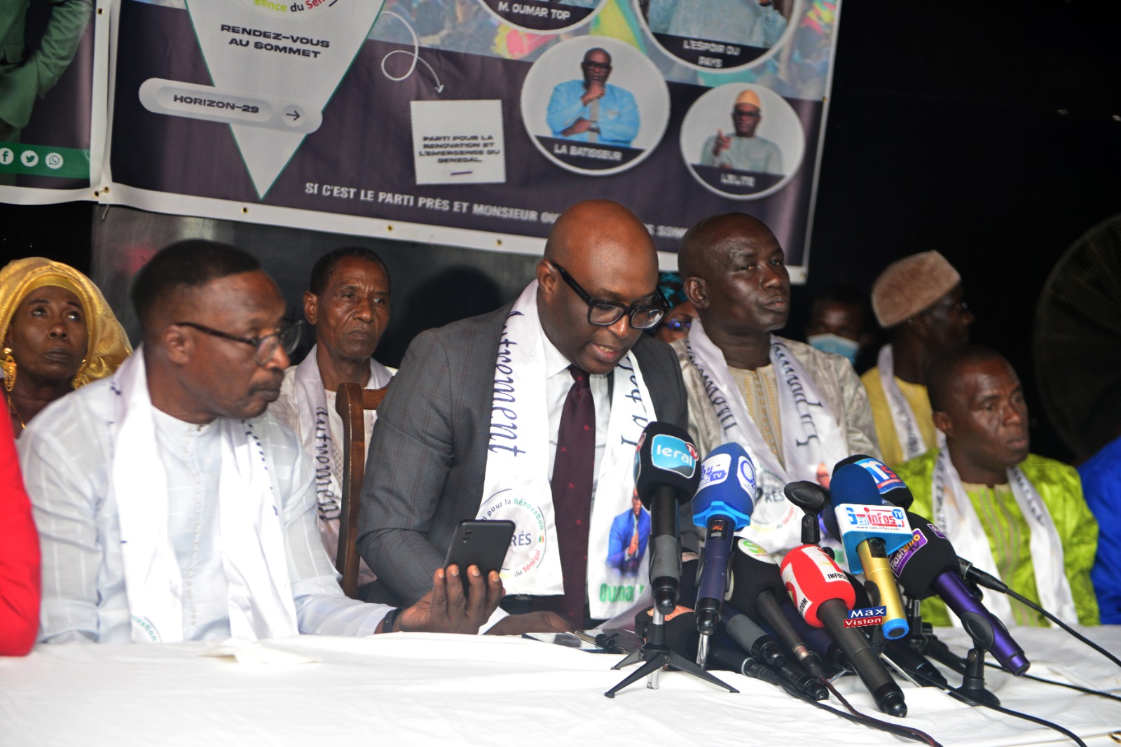 Parti politique : Oumar Top quitte BBY et lance sa propre formation politique