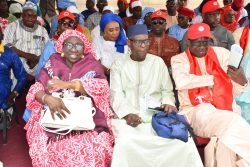 (2) Photos - Fête du Travail au Sénégal: Forte mobilisation lors du défilé syndical à Dakar, 1er mai 2024
