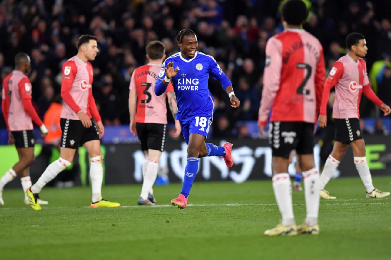 Abdul Fatawu Issahaku élu Meilleur jeune de la saison à Leicester, Angleterre