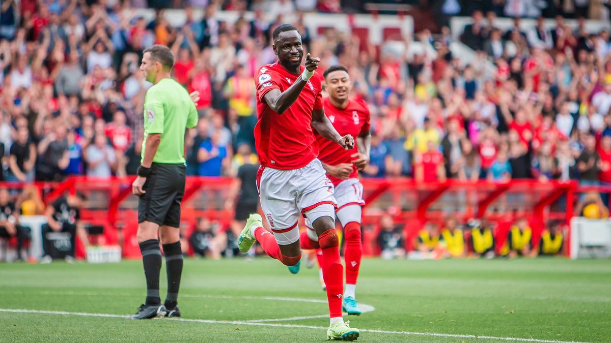 Cheikhou Kouyaté quittera Nottingham Forest cet été après la fin de son contrat