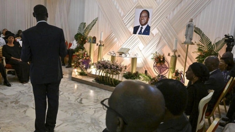 Côte d’Ivoire : Les obsèques de l’ancien président Bédié débutent à Abidjan dix mois après son décès