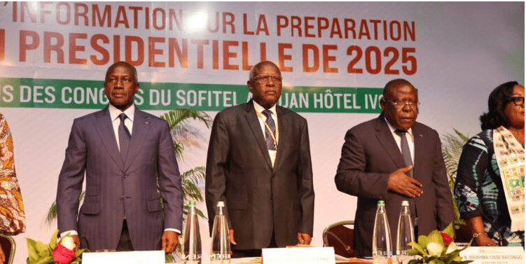 Côte d’Ivoire : la candidature d’Alassane Ouattara pour 2025 déjà en marche
