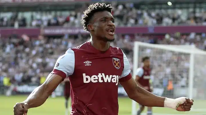 Dribbles magiques : Mohammed Kudus impérial en Angleterre