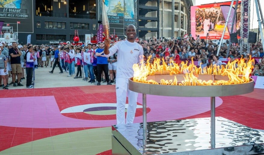 France: Fin du relais de la flamme olympique à Marseille avec Didier Drogba