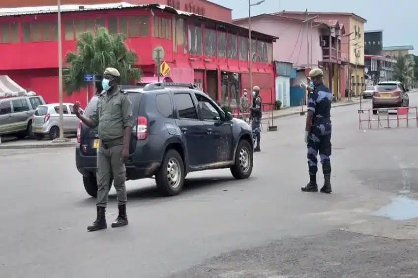 Gabon : Réduction du Couvre-feu de Nuit par les Autorités Militaires pour Soutenir l’Économie