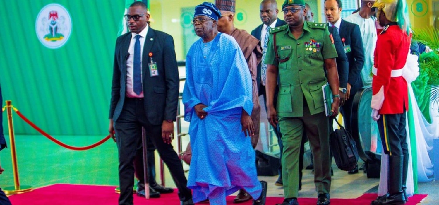 Nigeria Modifie Son Hymne National: Réactions Partagées