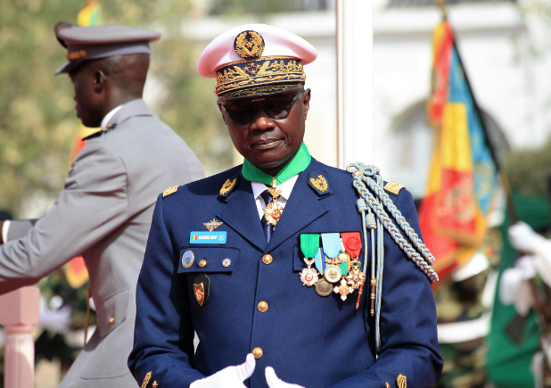 Ecole élémentaire: Le Ministre des Forces armées veut participer à la Promotion de l’éducation civique
