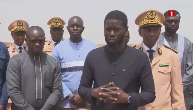 Mbour 4 : « Comment un citoyen peut se faire octroyer 13 hectares », s’interroge Diomaye Faye (video)