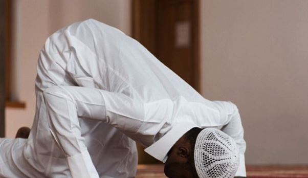 Derklé : Un imam « agressé », ceinturé et expulsé de la mosquée