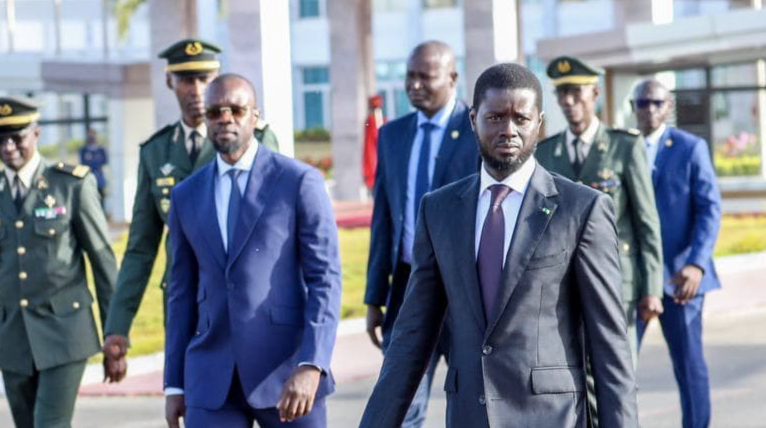 Le Président Diomaye Faye reçoit une lettre au sujet de la DPG du Premier ministre Ousmane Sonko