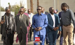 RTS : Le ministre Alioune Sall a visité les locaux de la chaîne nationale (Photos)