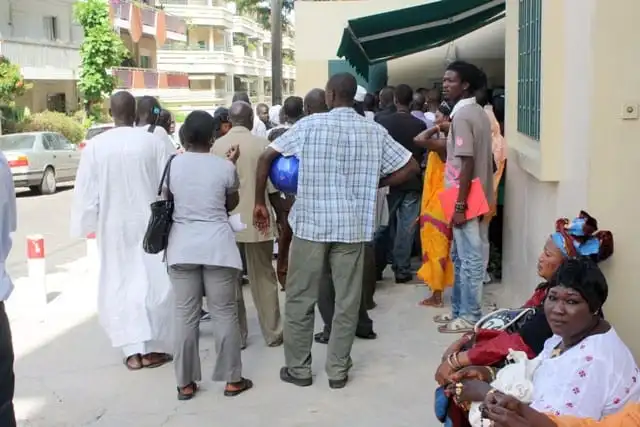 Consulat de France au Sénégal : Un collectif dénonce la lenteur excessive dans le traitement des demandes…