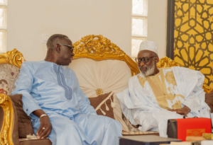 Paix à Médina Gounass : En images, la visite du ministre de l’Intérieur, Jean-Baptiste Tine chez le Khalife Thierno Madani Tall