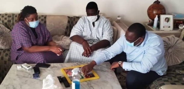 La véritable information sur « Macky et sa famille à Dakar… »