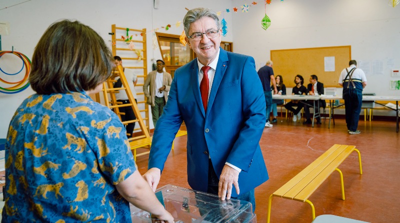 France : Participation en hausse pour les législatives anticipées