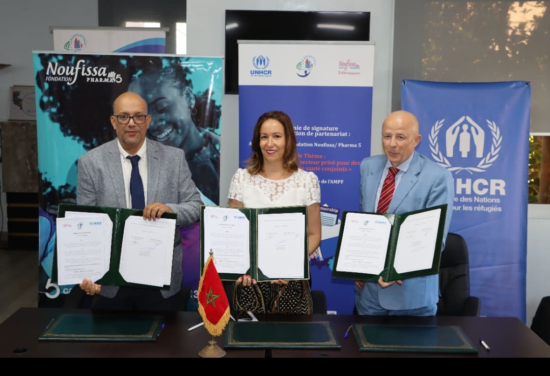 Maroc : Une Convention Tripartite Révolutionne l’Aide aux Réfugiés avec 1 Million de Dirhams en Médicaments