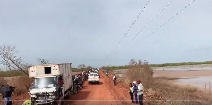 (Vidéo) Axe Ziguinchor-Tobor bloqué: La gendarmerie et l&rsquo;armée déployées pour rétablir la fluidité de la circulation