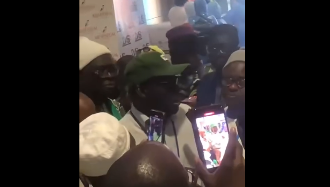 Grogne des pèlerins à l’AIBD: Cheikh Bamba Dièye s’engage à trouver une solution rapide