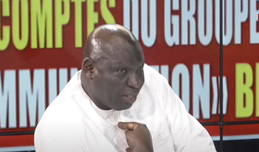 Madiambal Diagne sèchement démenti par le correspondant de France 24 : « Pas honte à votre âge… » (Vidéo)