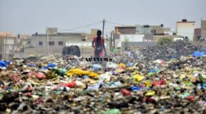 (10) Sénégal : Découvrez les chasseurs de déchets... Une action exemplaire !