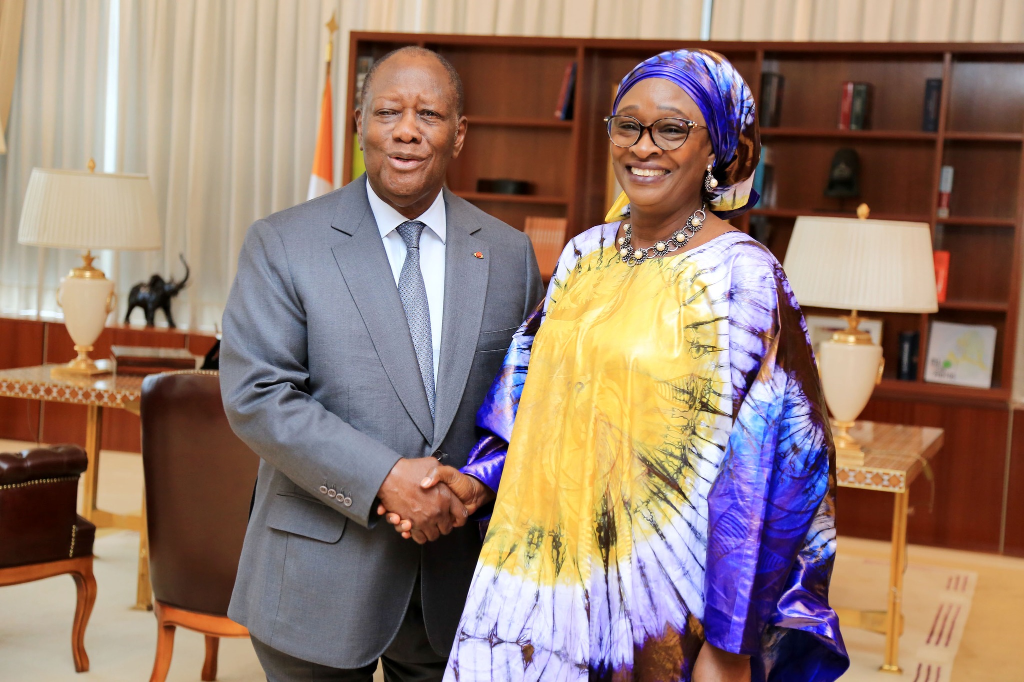 Renforcement des Liens : Alassane Ouattara et Mme Yacine Fall s’entretiennent à Abidjan (Photos)