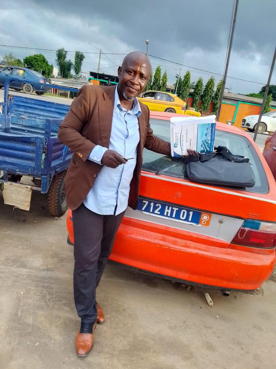 Côte d’Ivoire : Une voiture volée métamorphosée en taxi retrouvée après plus de trois ans