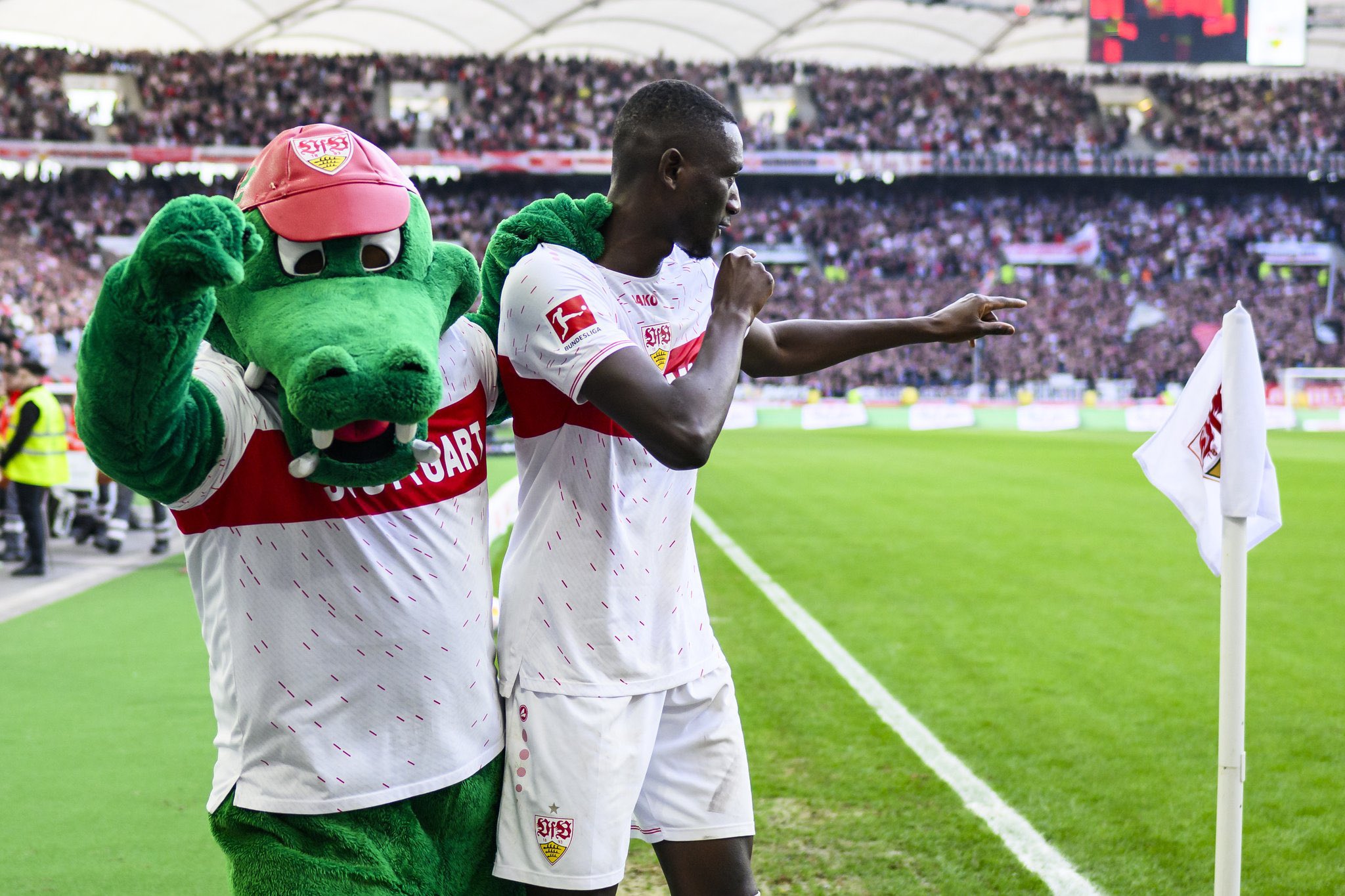Dortmund Prêt à Accueillir Le Guinéen Sehrou Guirassy Après des Examens Médicaux Déterminants