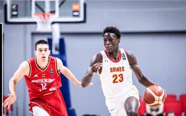 La Guinée révèle des talents impressionnants lors de la Coupe du Monde U17 de Basket