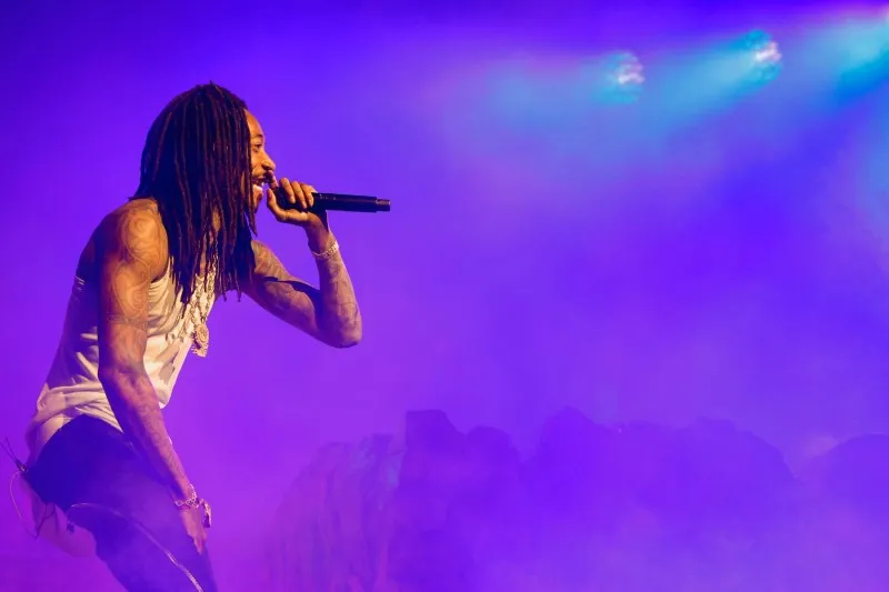 Roumanie : Arrestation de Wiz Khalifa pour possession de cannabis au festival « Beach, Please! »