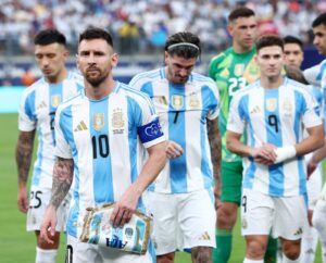 Victoire de l’Argentine contre le Canada : Álvarez et Messi en maîtres du jeu