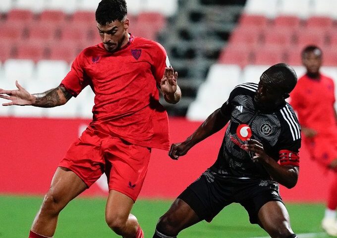 Vidéo : Les Orlando Pirates Triomphent sur Séville avec un 2-0 Implacable… Qui sont les Héros ?