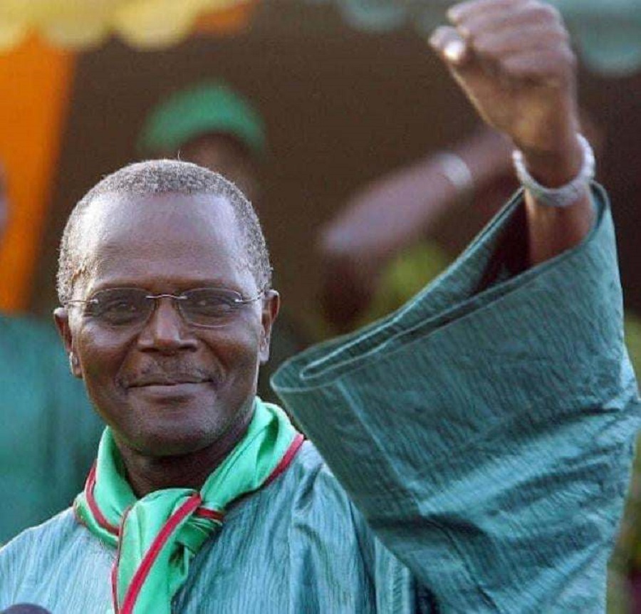 « Ousmane Tanor Dieng : Cinq ans déjà ! Que votre âme repose au plus agréable des paradis. »