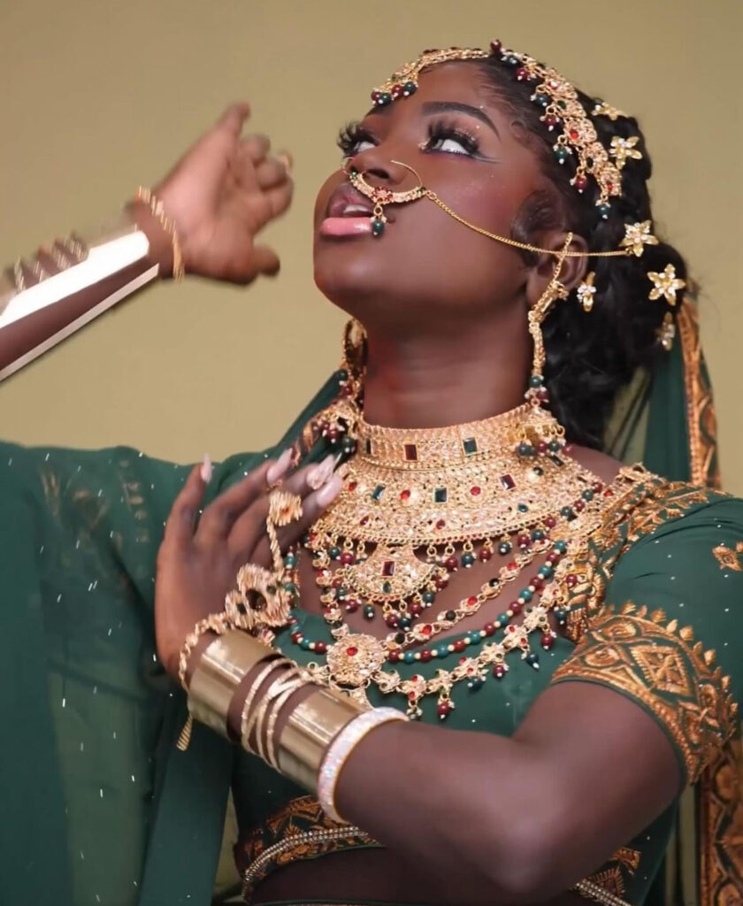 (4) Photos : Fatou Ndiaye surpasse Fah Aïdara et Abba No Stress avec 3,6 millions de followers... Que se passe-t-il sur TikTok ?