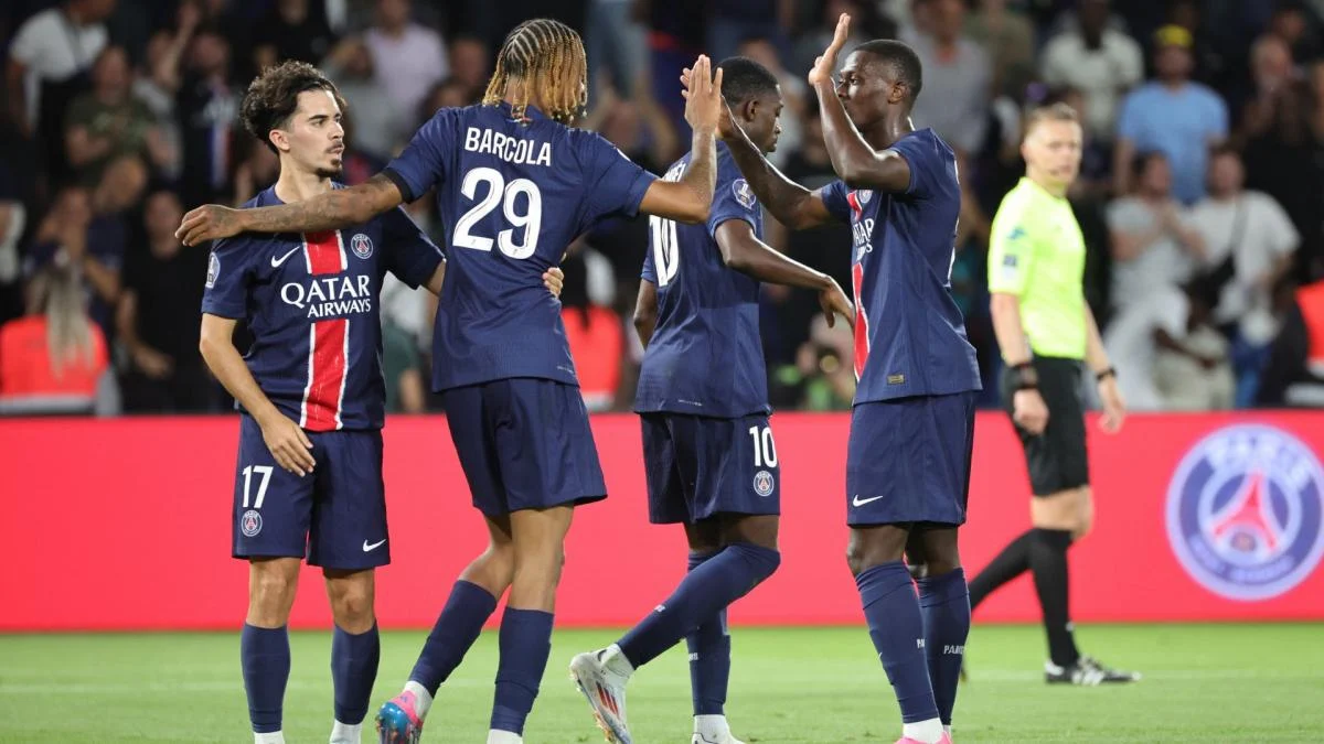 PSG domine Montpellier avec un festival de buts spectaculaires