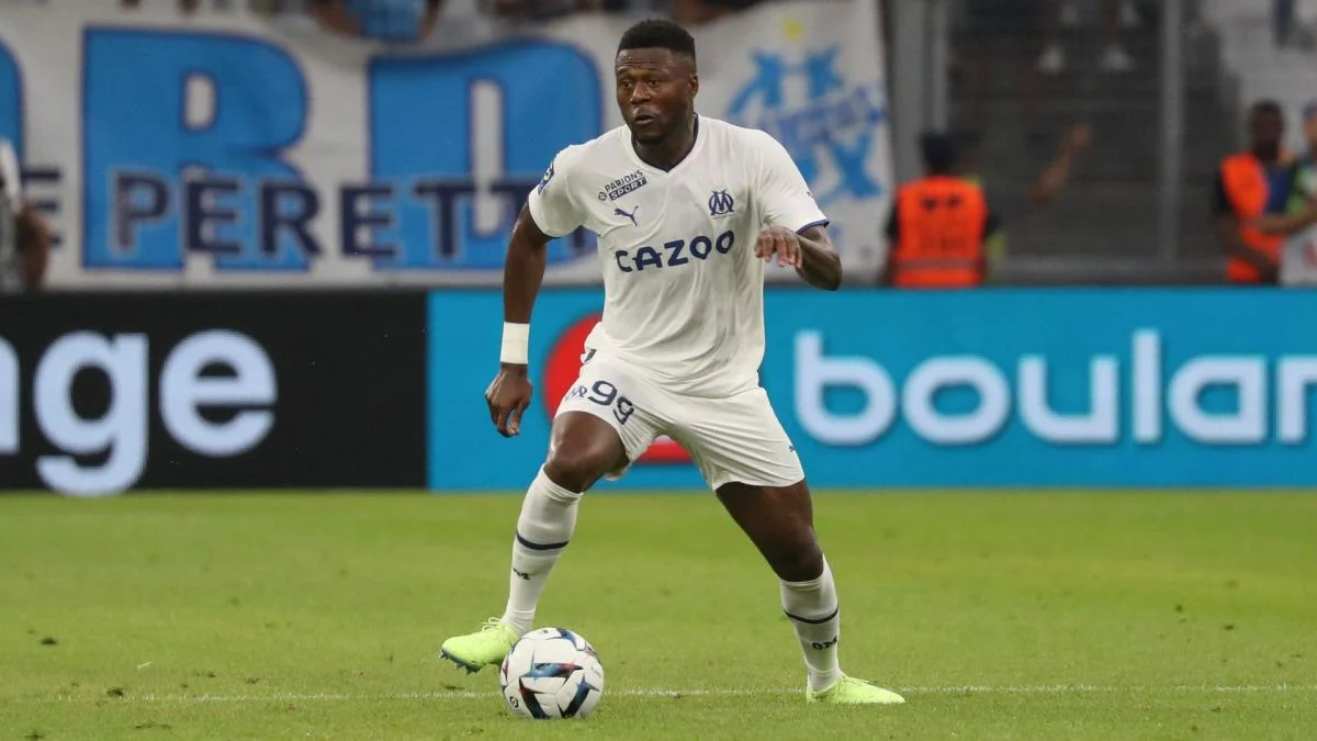 Sanction à l’OM : Chancel Mbemba contrait à s’entraîner à l’écart après un conflit interne