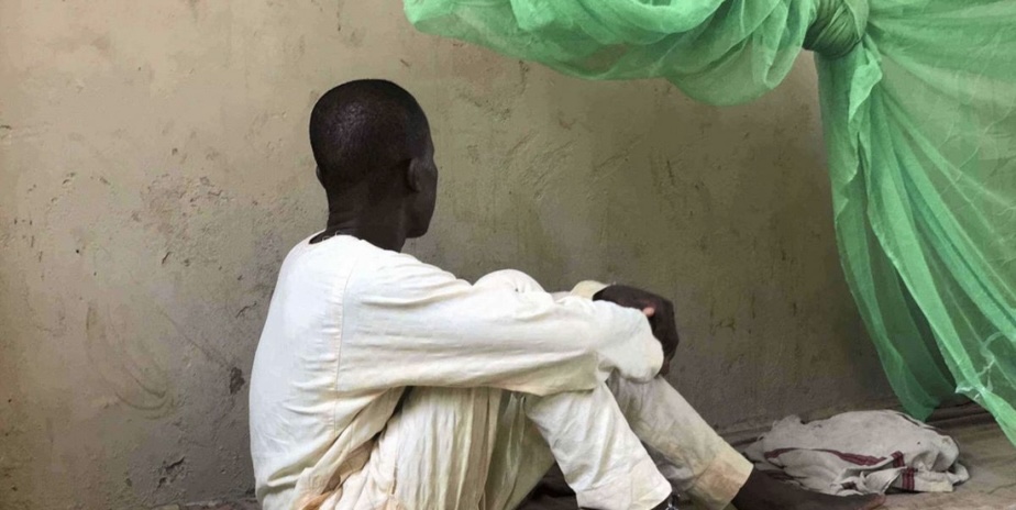 Tragédie à Ndiaganiao : Un jeune poignarde mortellement sa grand-mère