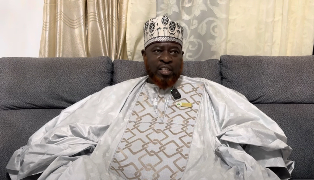 « C’est moi qui ai écrit la lettre à la présidence », révèle Serigne Cheikhouna Mbacké, un proche de Macky Sall (Vidéo)